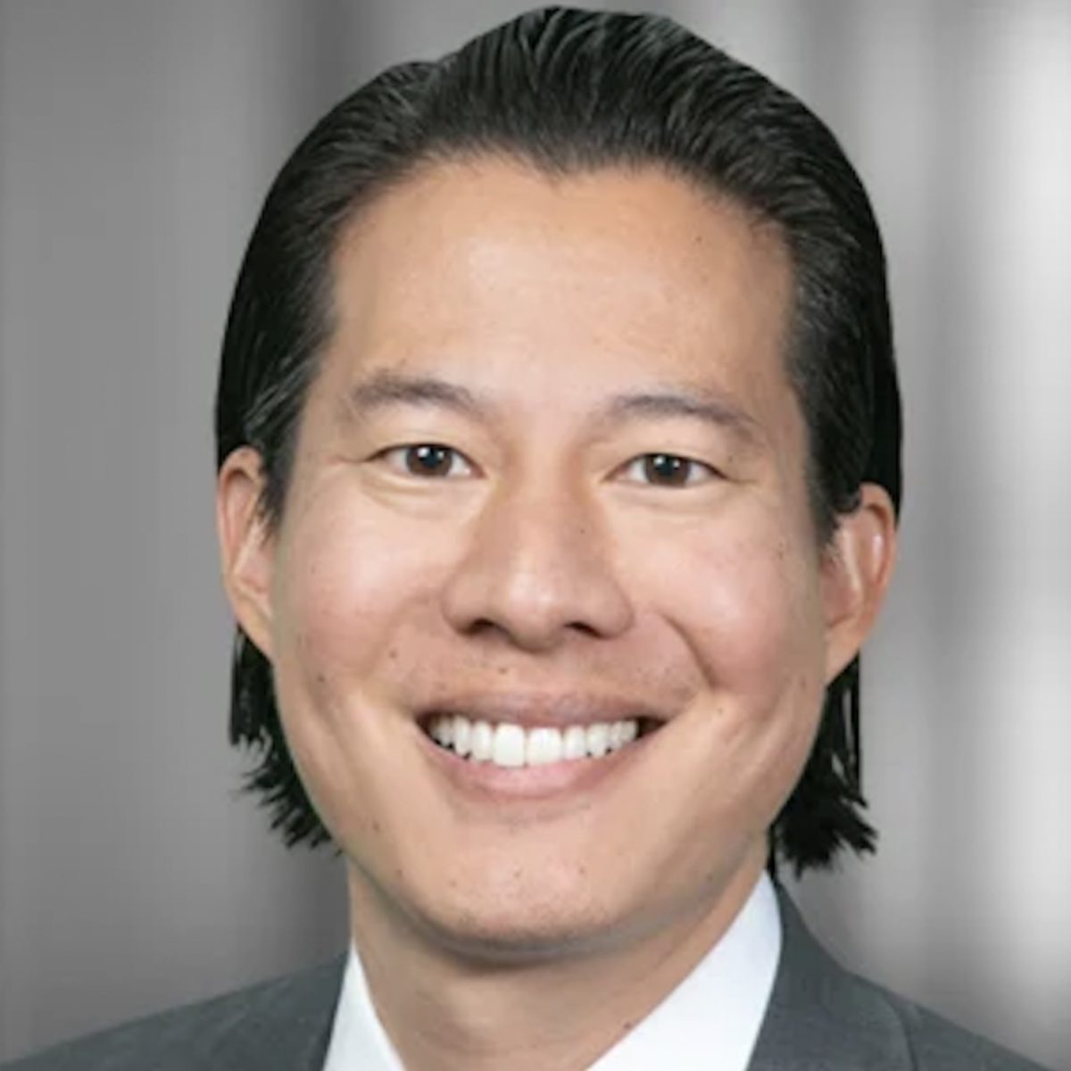 Portrait of Warren Min